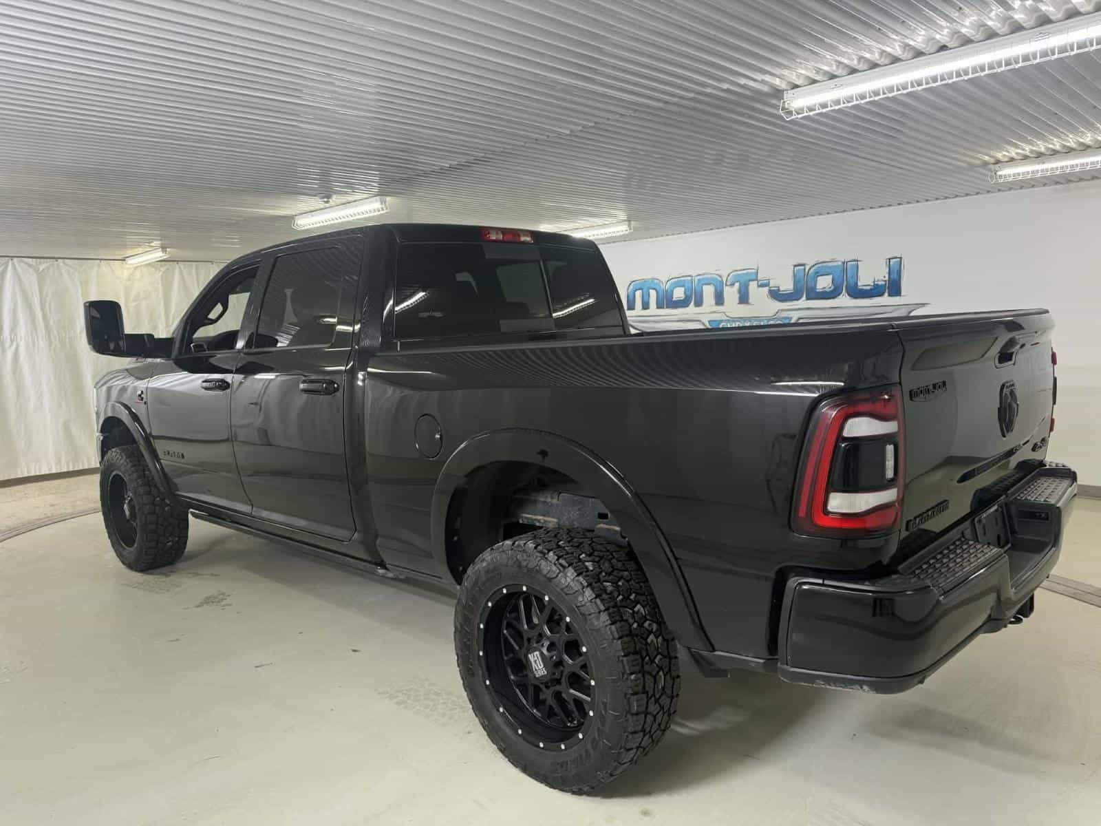 Image 3 RAM 2500 Laramie 2022