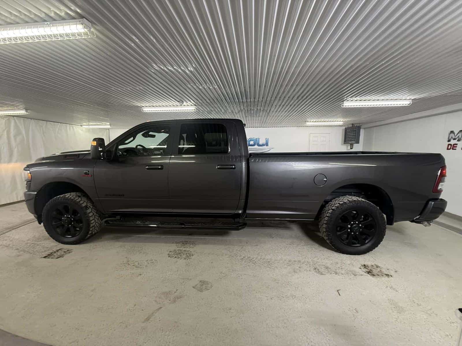 2024 RAM 2500 Big Horn Big Horn - Image 2