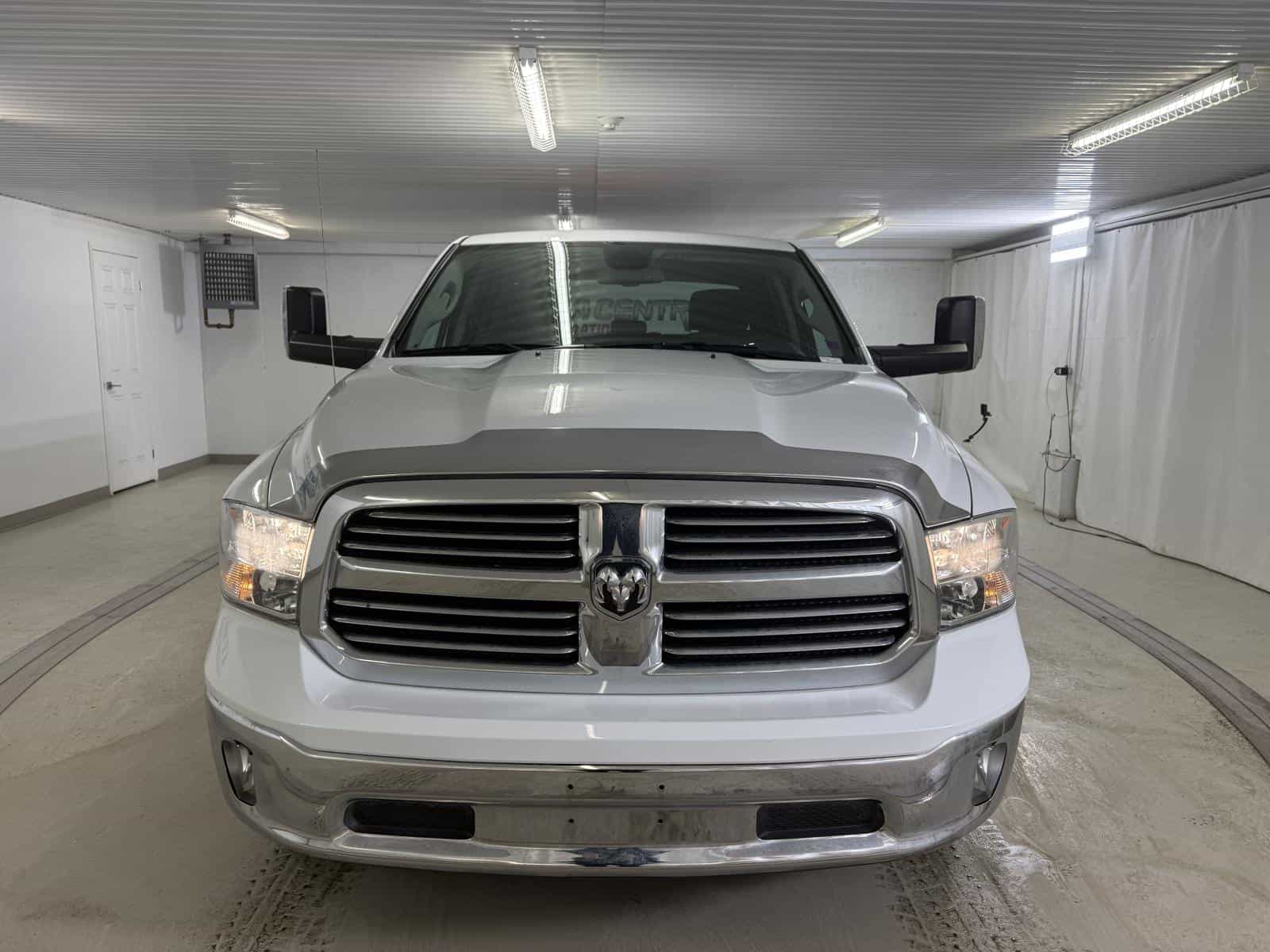 2021 RAM 1500 CLASSIC SLT SLT - Image 2