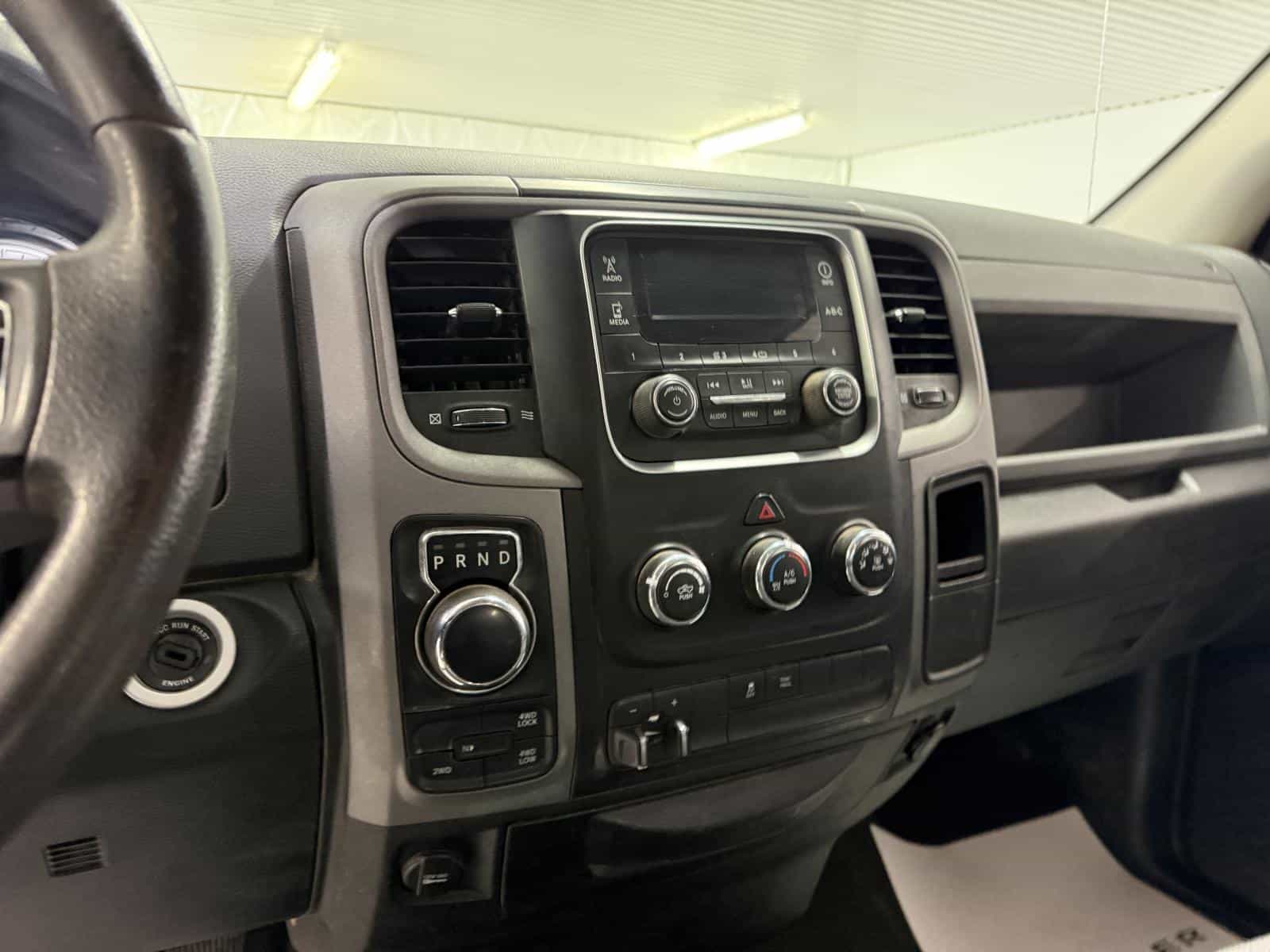 2015 RAM 1500 ST ST - Image 13