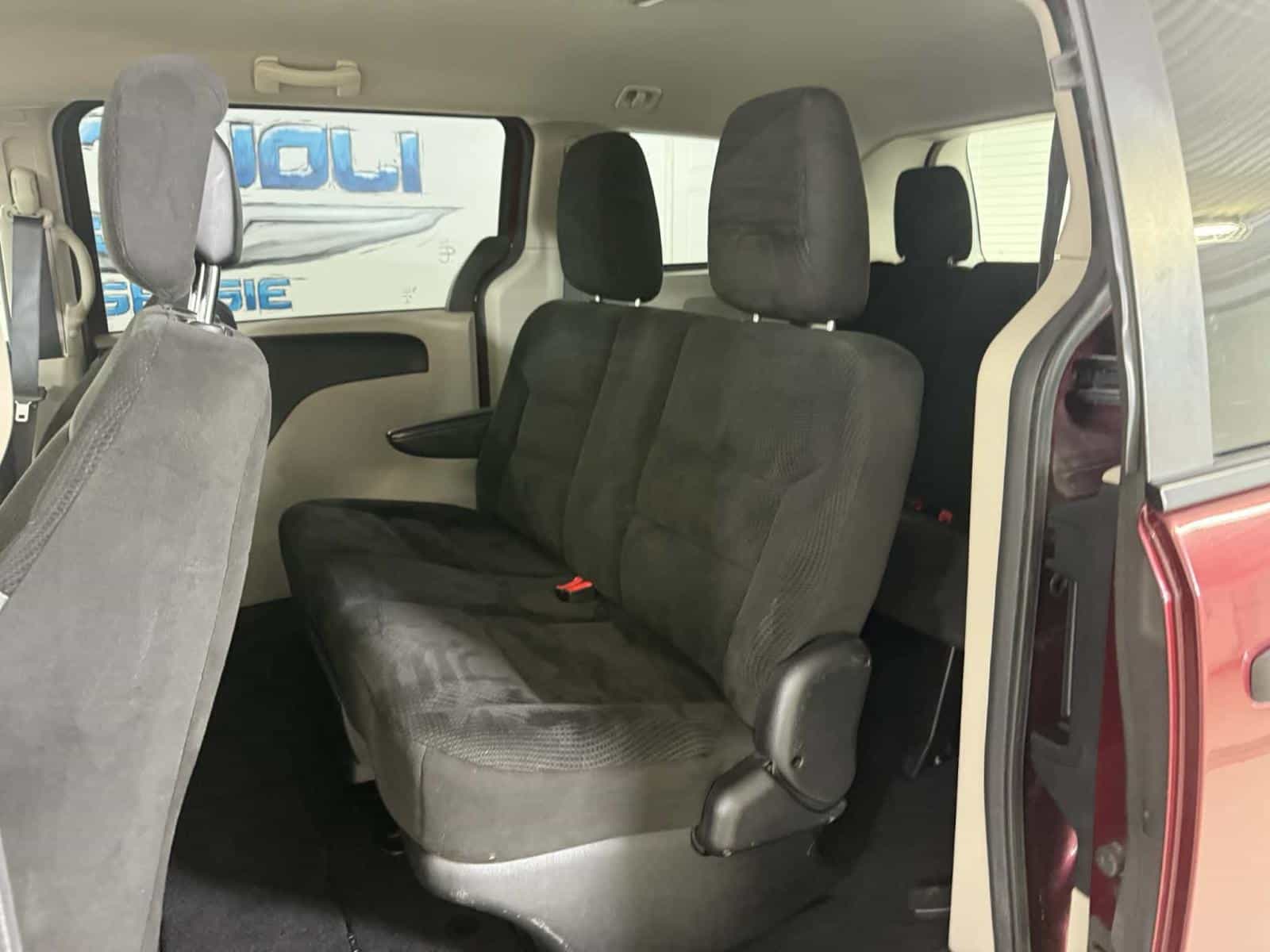 2017 Dodge Grand Cara Canada Value Package - Image 10