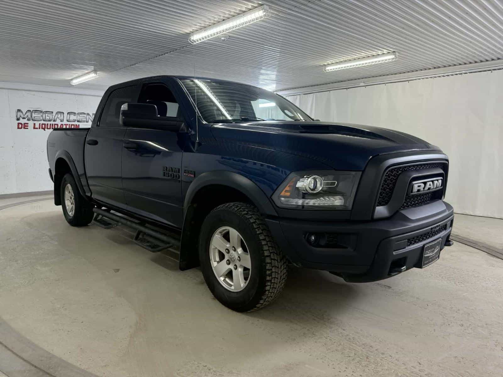 2021 RAM 1500 CLASSIC SLT Warlock - Image 7