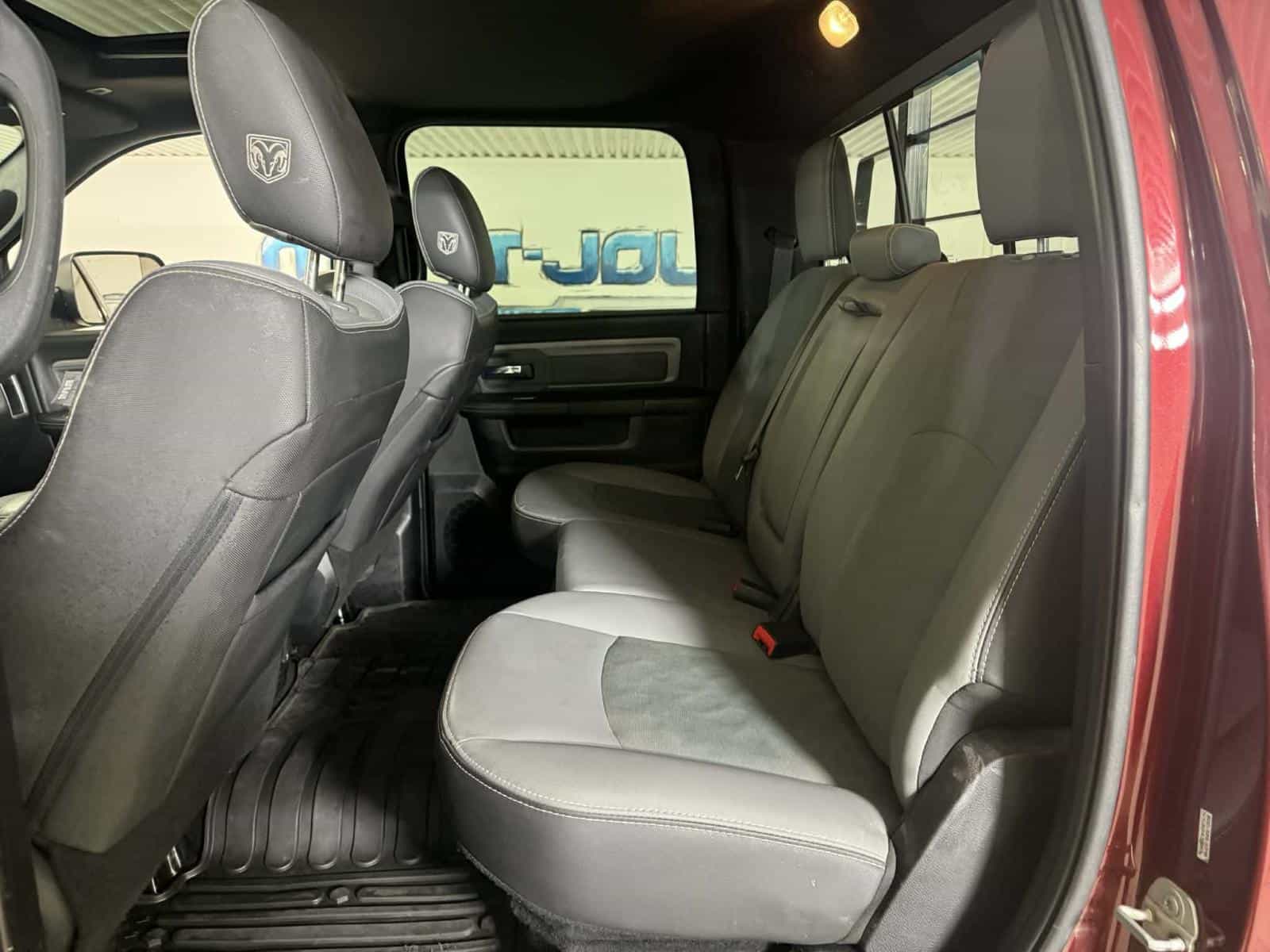 2018 RAM 2500 Powerwagon Power Wagon - Image 9