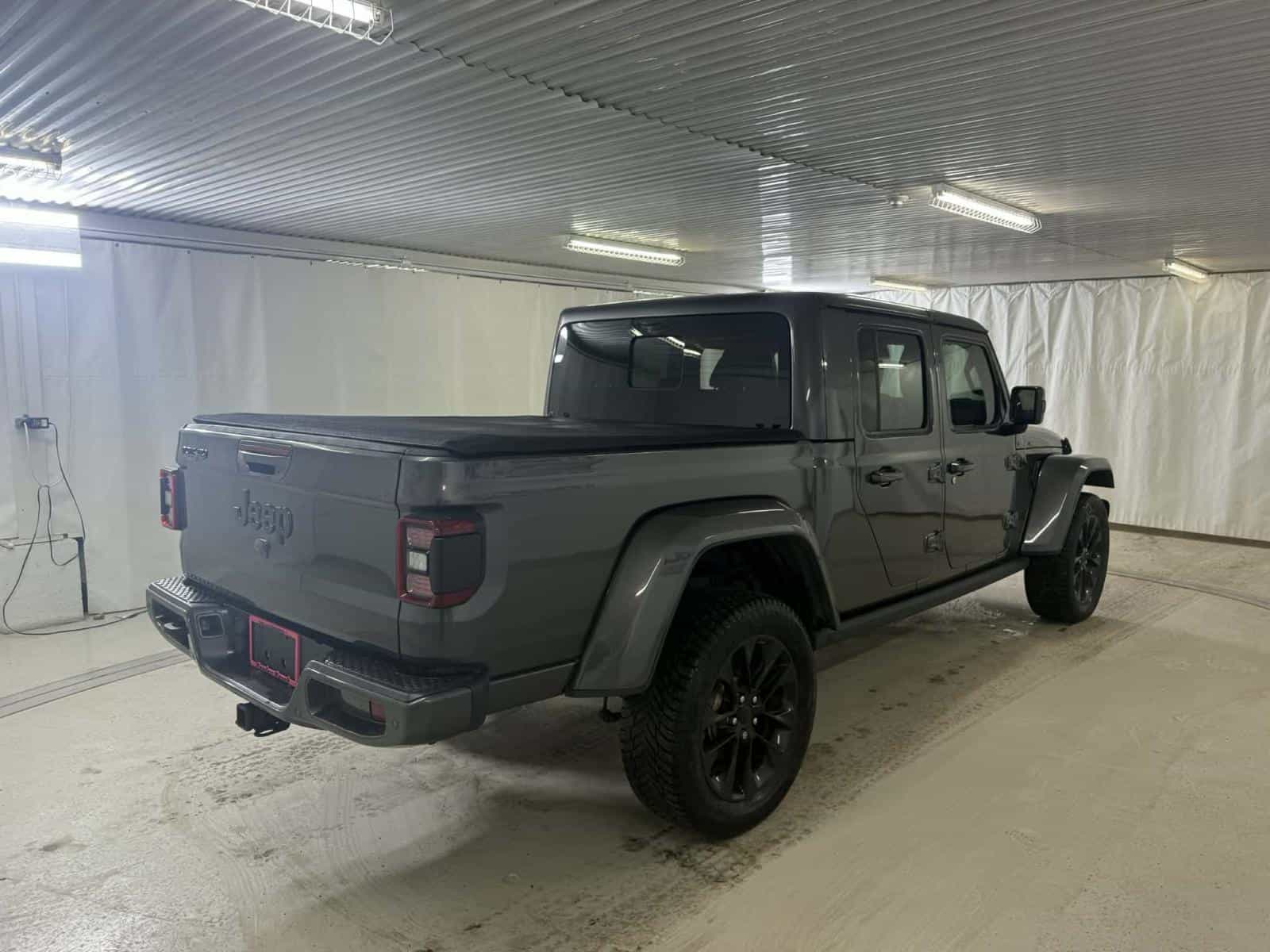 2021 Jeep Gladiator High Altitude - Image 5