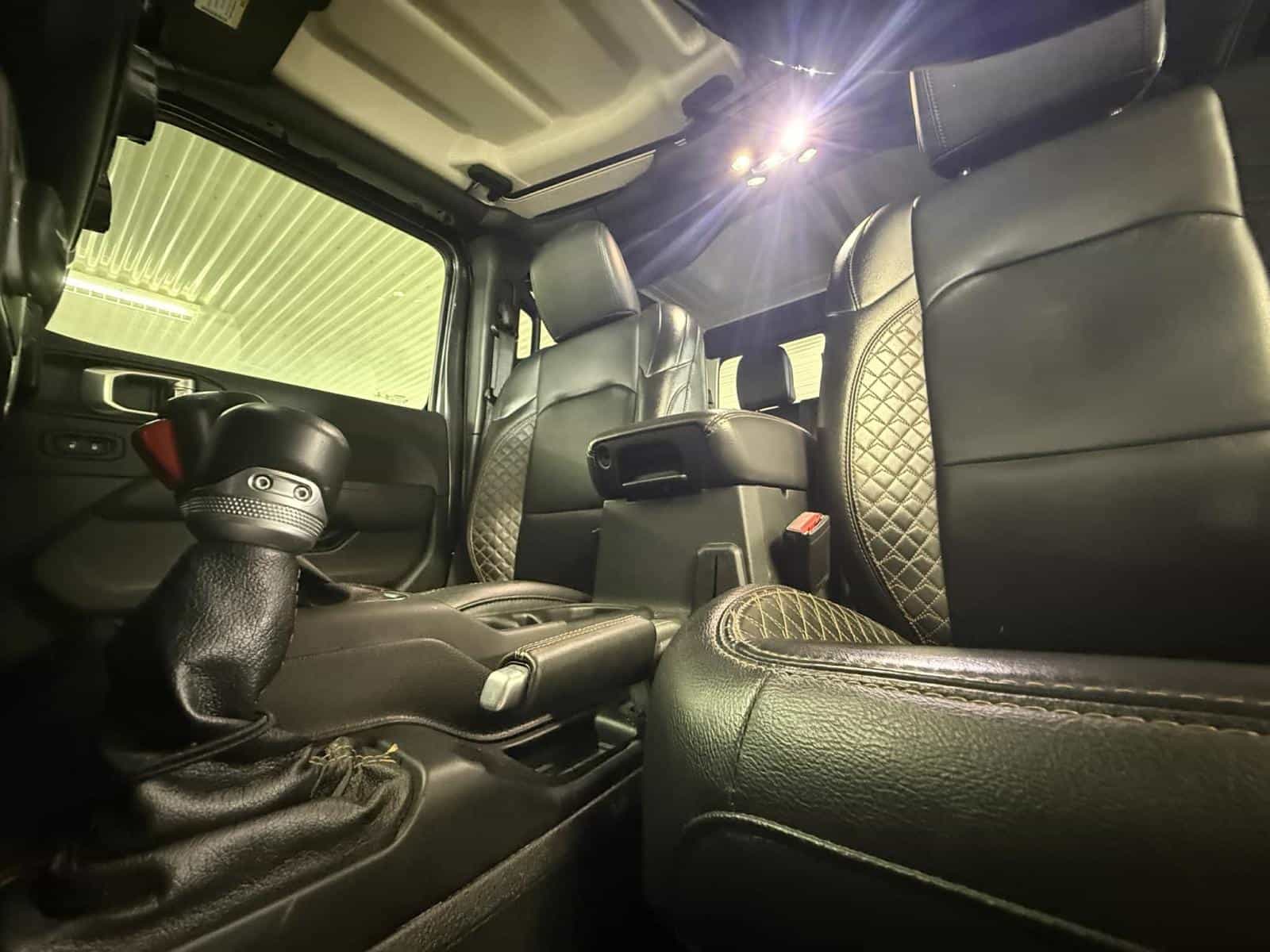 2021 Jeep Gladiator High Altitude - Image 12