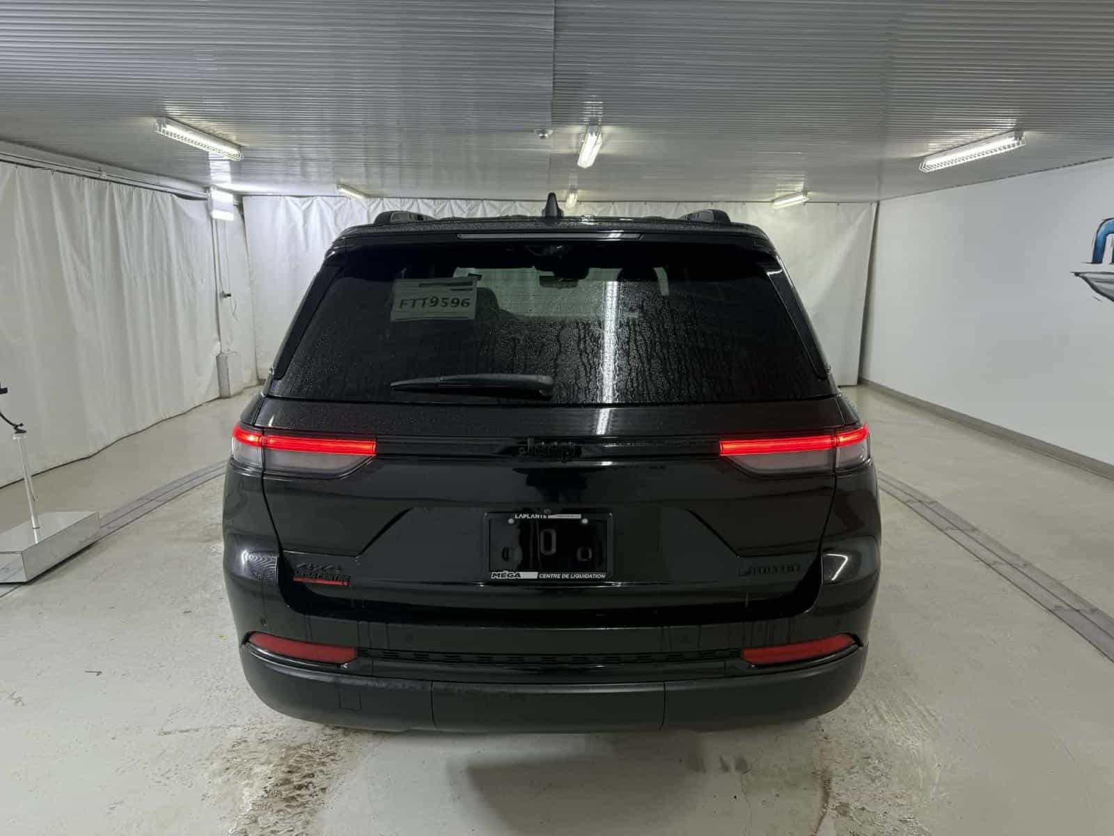 Image 4 Jeep Grand Cherokee Limited 2024