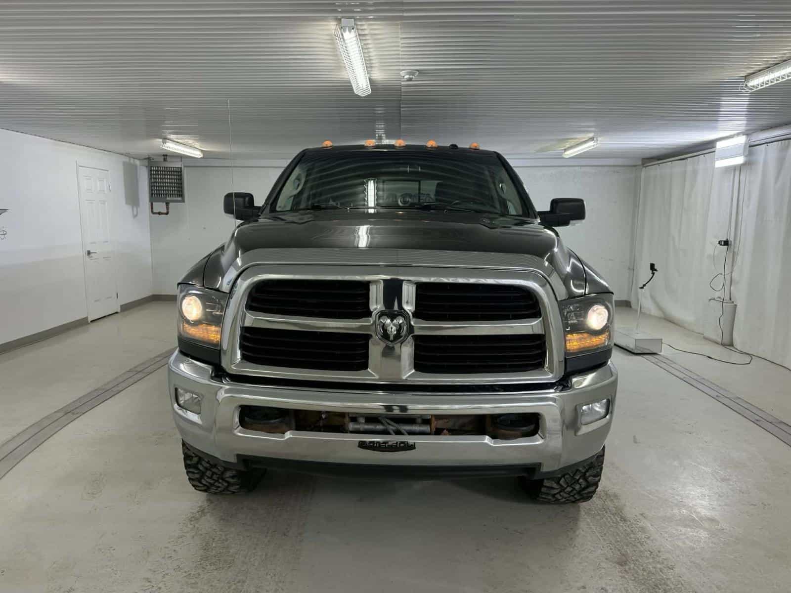 2015 RAM 2500 Power Wagon - Image 8