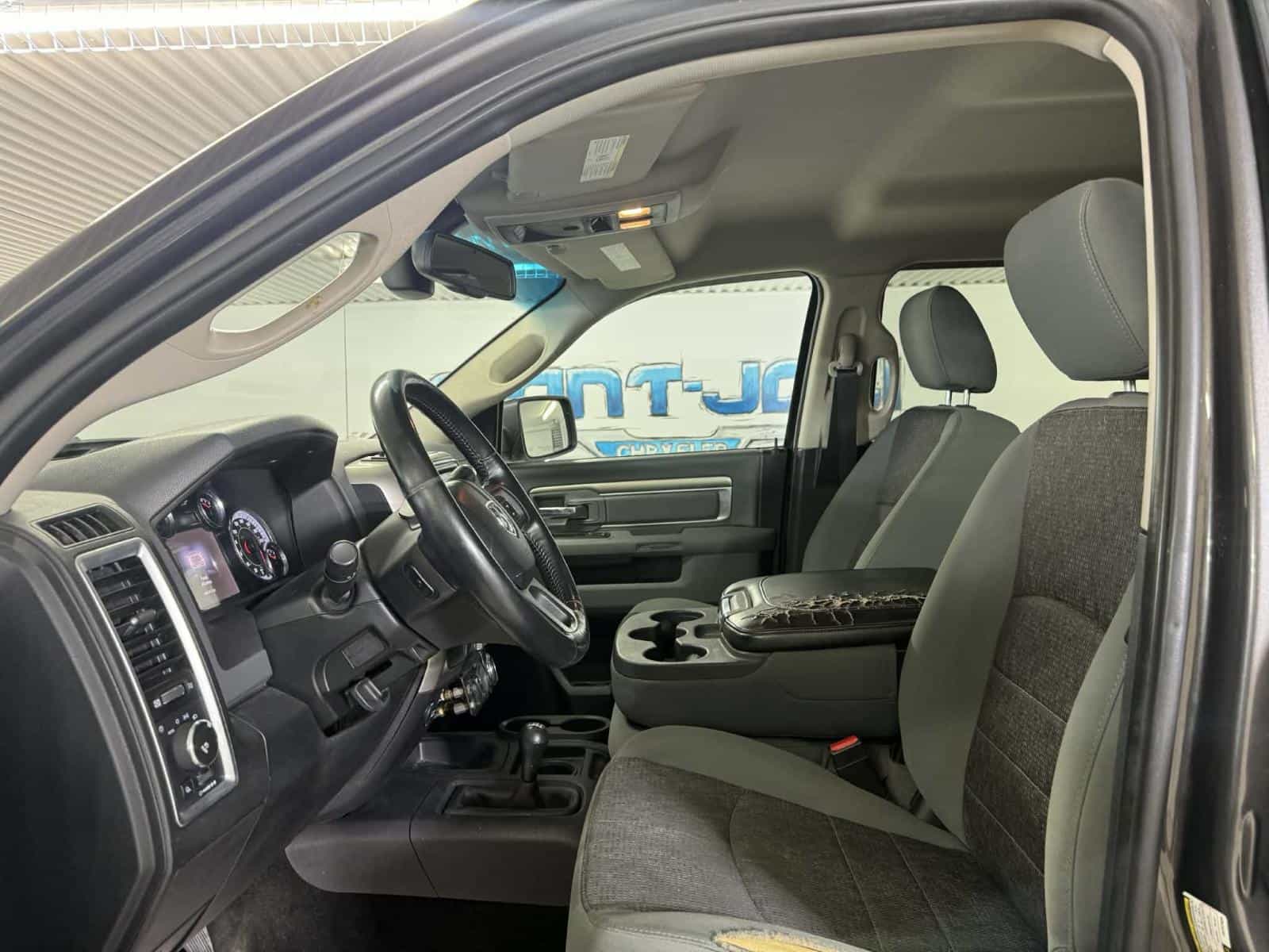 2015 RAM 2500 Power Wagon - Image 10