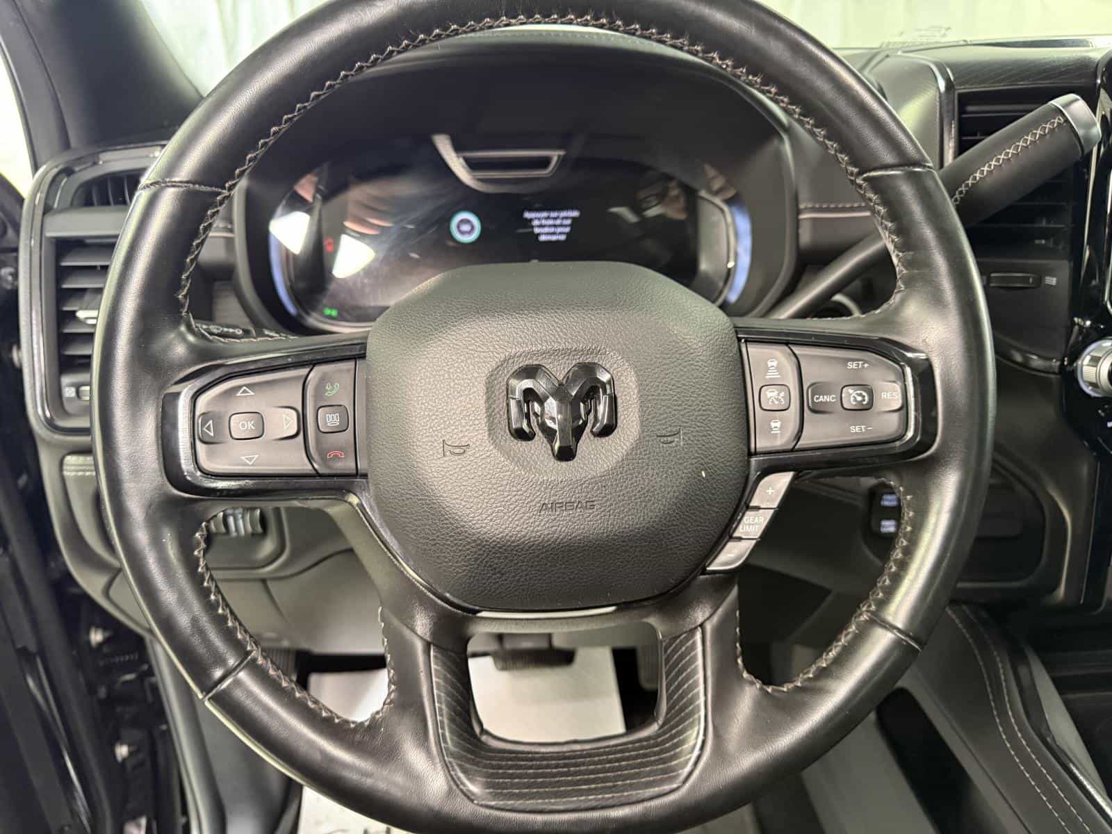 2024 RAM 2500 Limited - Image 10