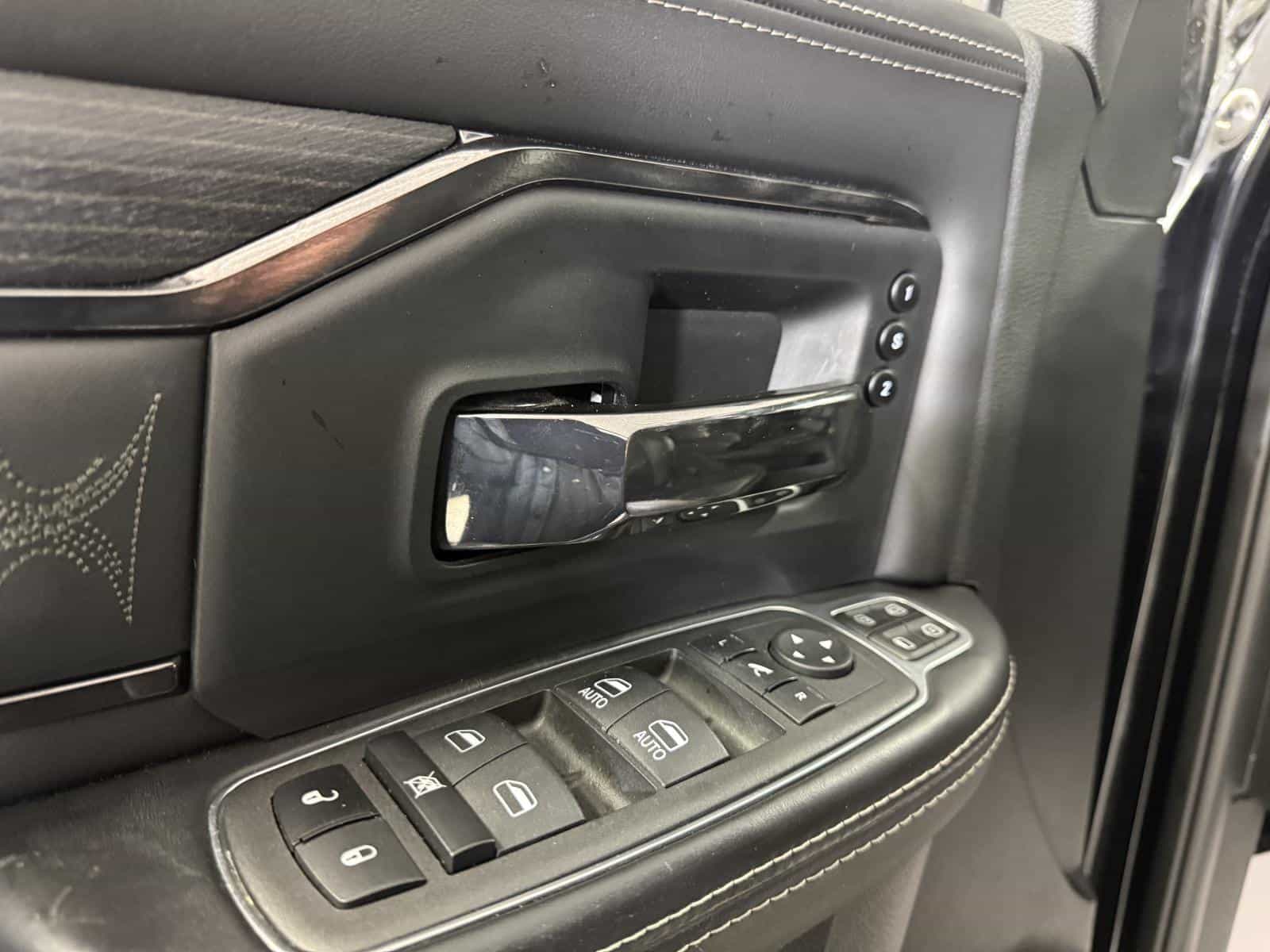 2024 RAM 2500 Limited - Image 14