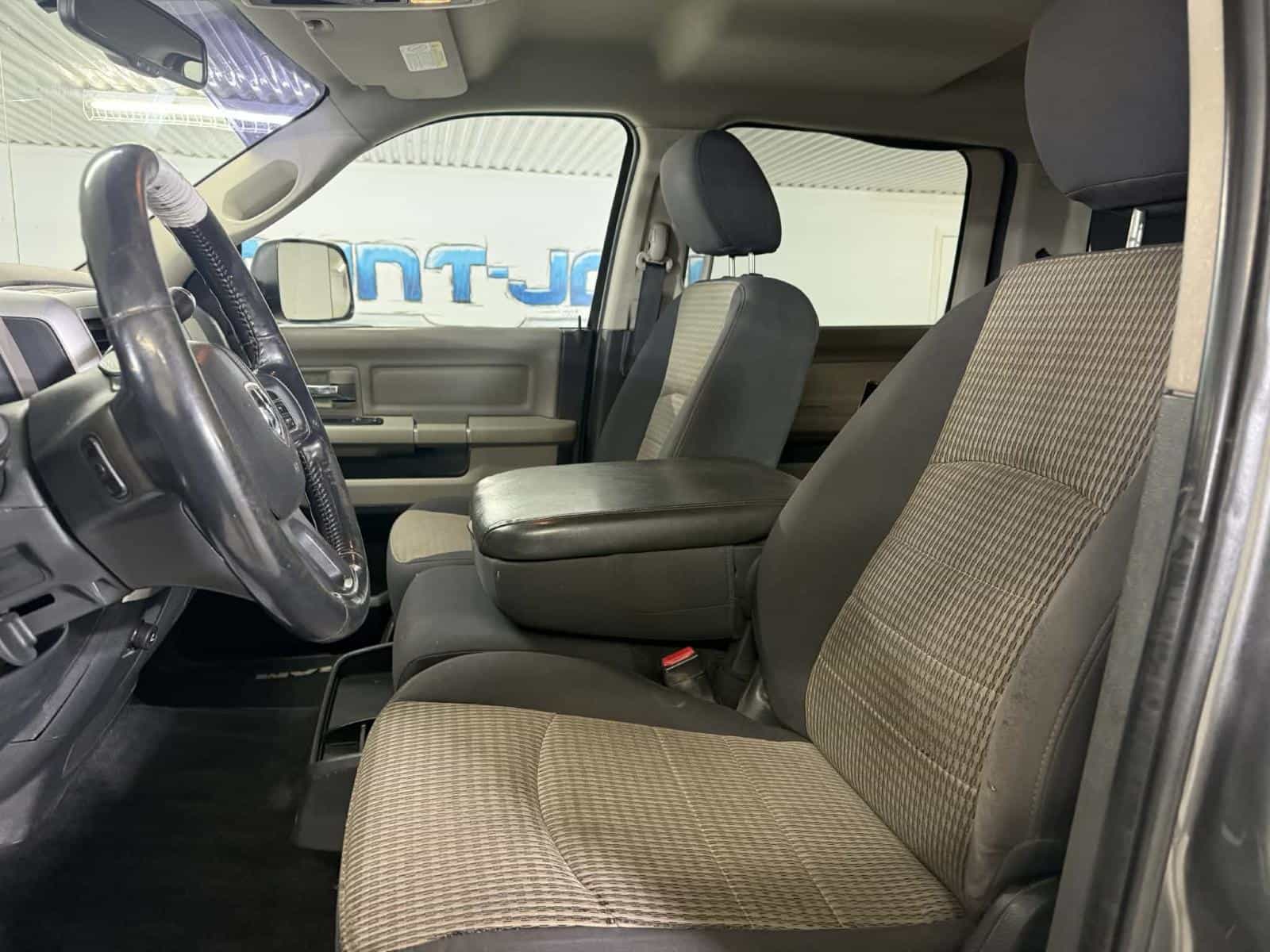 2012 RAM 2500 SLT - Image 13