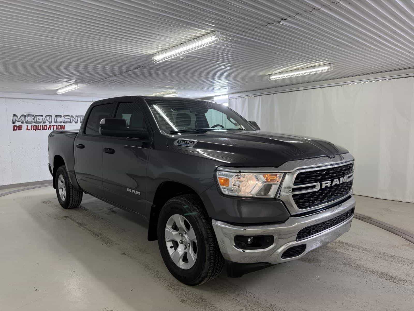 2024 RAM 1500 Big Horn - Image 3