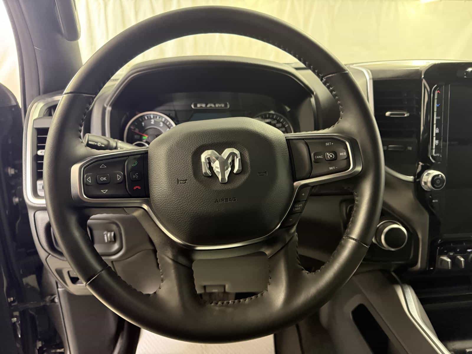 2024 RAM 1500 Big Horn - Image 13
