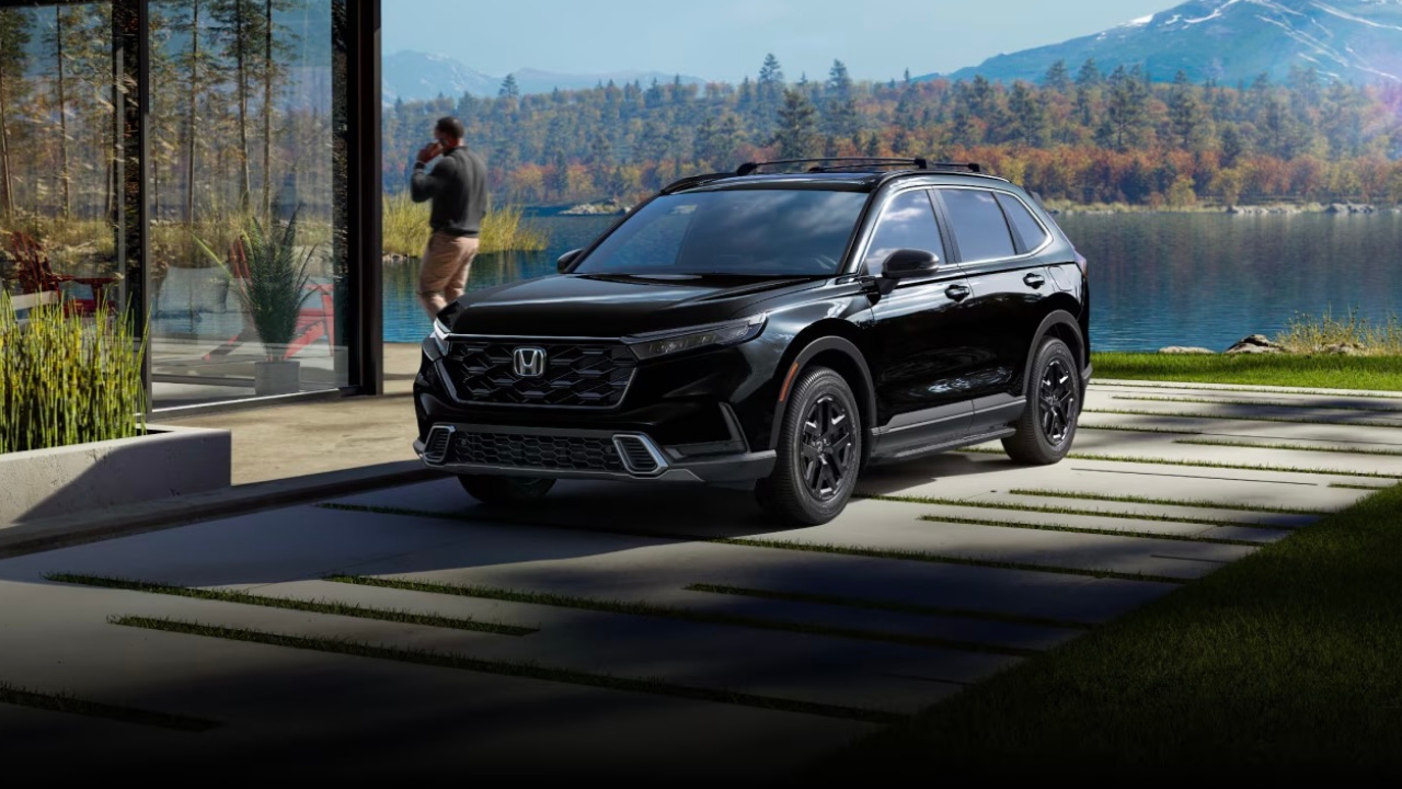 vue latérale avant d'une Honda CR-V Hybride 2025