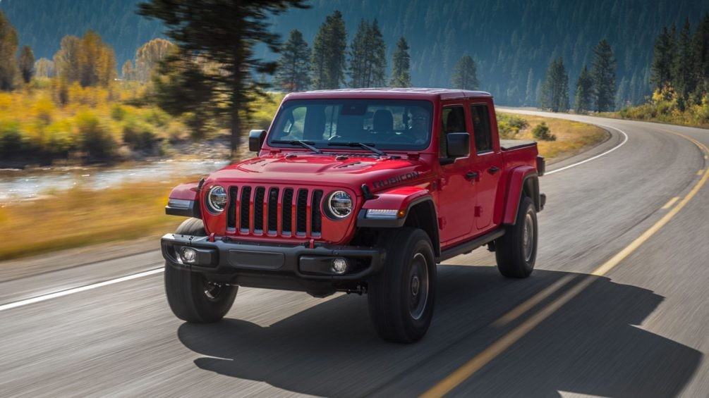 CHEVROLET COLORADO ZR2 2019 VS JEEP GLADIATOR 2020 PRÈS DE RIMOUSKI