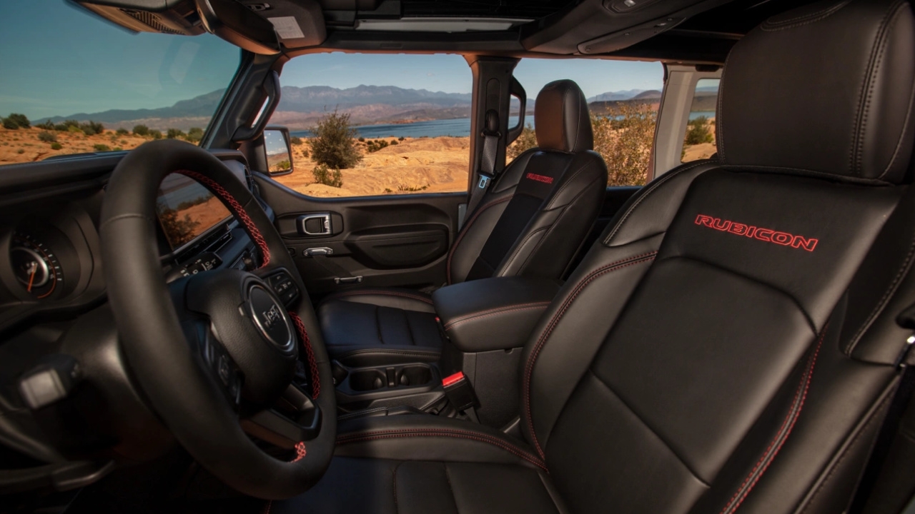 vue de l'habitacle d'un Jeep Wrangler 2026