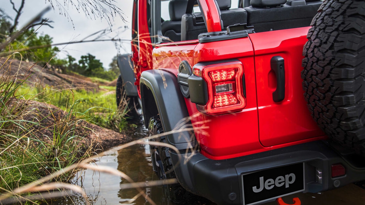 vue en gros plan de l'arrière d'un Jeep Wrangler 2026